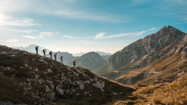 Hiking Safety Tips: The Complete Trail-Ready Checklist